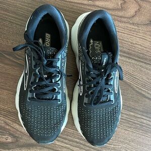Women’s Brooks Glycerin